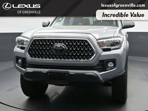 Used 2019 Toyota Tacoma TRD Off-Road AWD/4WD image 3