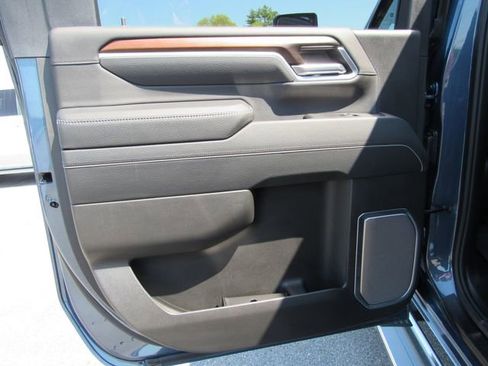 Used 2025 GMC Sierra 2500 Denali w/ Denali Reserve Package AWD/4WD image 31