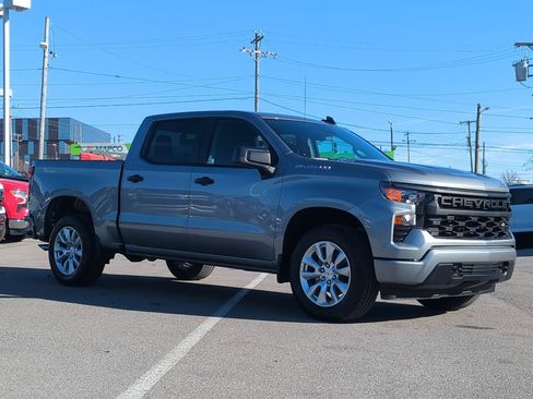 Used 2026 Chevrolet Silverado 1500 Custom image 2