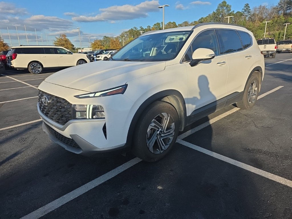 Used 2023 Hyundai Santa Fe SEL FWD image 2