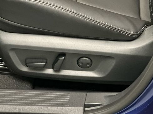 Used 2023 Nissan Rogue SL w/ SL Premium Package image 17