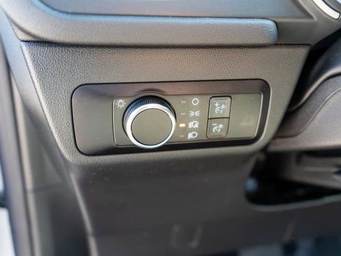 Used 2022 Ford Escape SE w/ Cold Weather Package AWD/4WD image 18