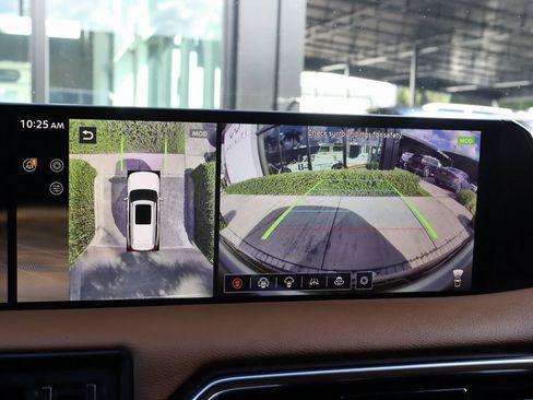 Used 2025 Nissan Armada Platinum Reserve image 35