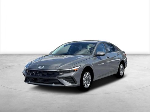 New 2026 Hyundai Elantra Blue image 1