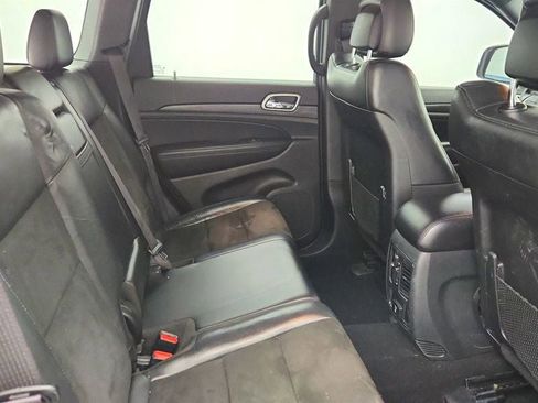 Used 2020 Jeep Grand Cherokee Altitude image 24