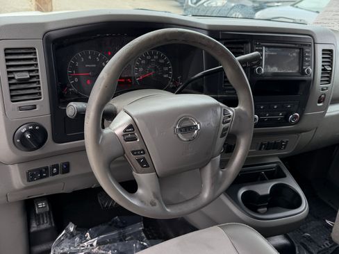 Used 2016 Nissan NV 1500 SV w/ Technology Package RWD image 12