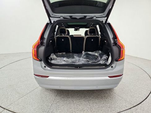 New 2026 Volvo XC90 B5 Plus w/ Protection Package image 19