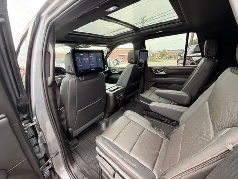 Used 2021 Chevrolet Tahoe High Country AWD/4WD image 25