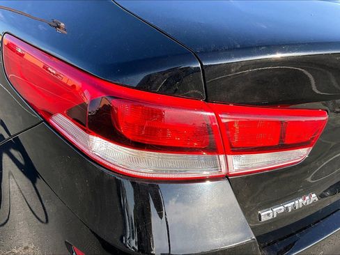 Used 2019 Kia Optima LX FWD image 26