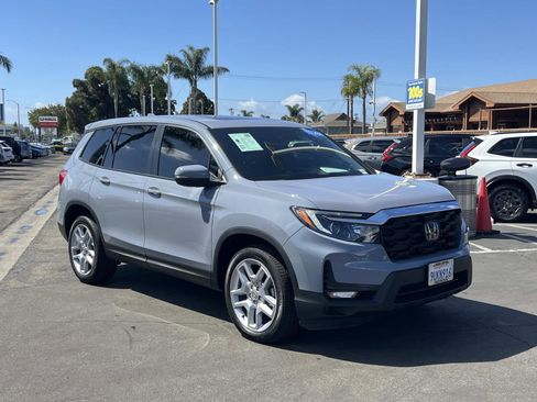 Certified 2025 Honda Passport EX-L image 28