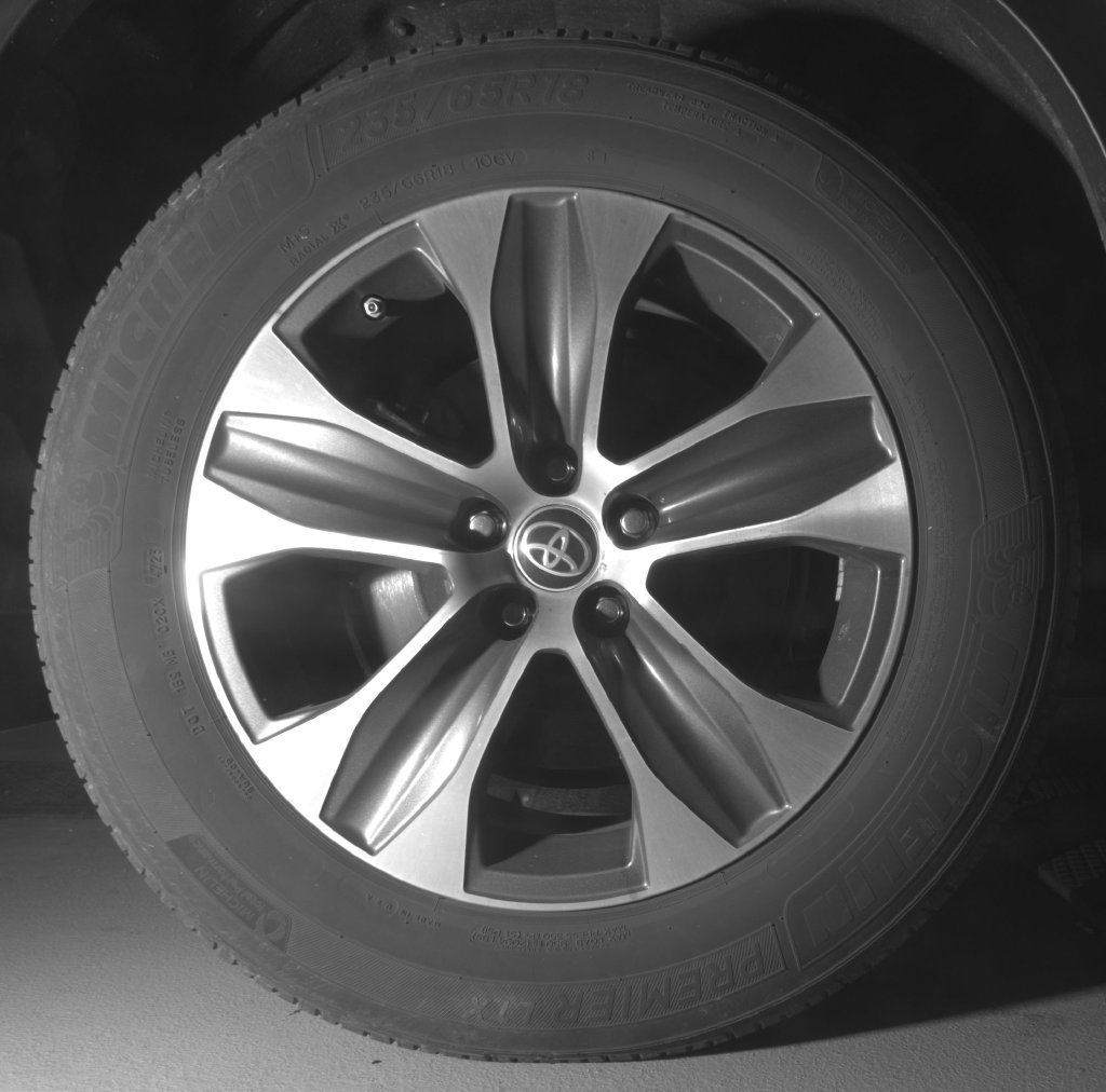 Used 2024 Toyota Highlander XLE FWD image 16