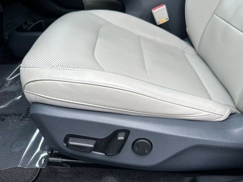 Used 2023 Kia EV6 Wind w/ Wind Technology Package image 12