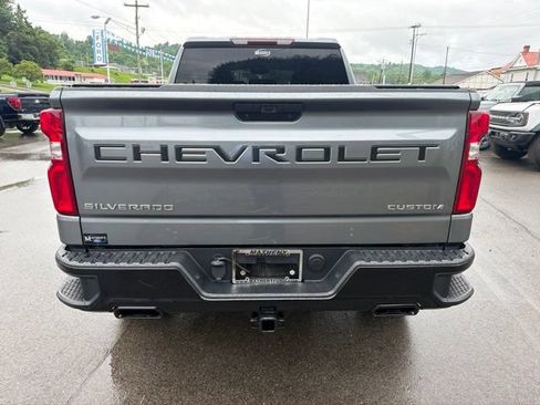 Used 2019 Chevrolet Silverado 1500 Custom Trail Boss w/ Custom Convenience Package AWD/4WD image 5