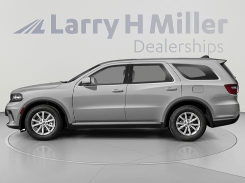 Used 2021 Dodge Durango R/T w/ Blacktop Package RWD image 3