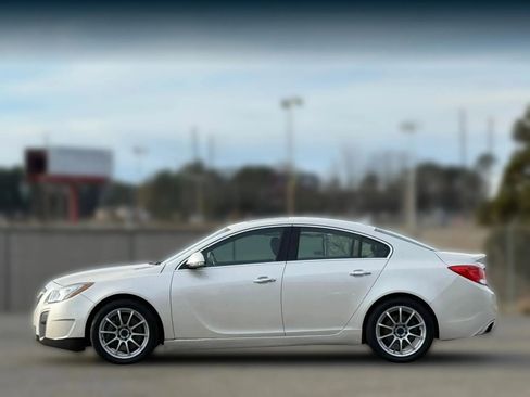 Used 2013 Buick Regal GS image 8
