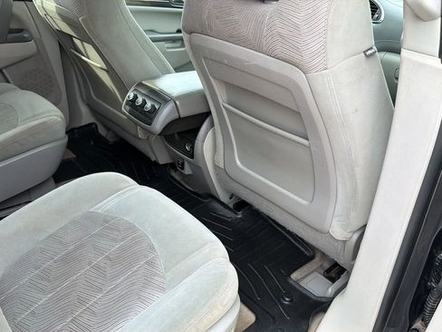 Used 2015 Buick Enclave Convenience FWD image 59