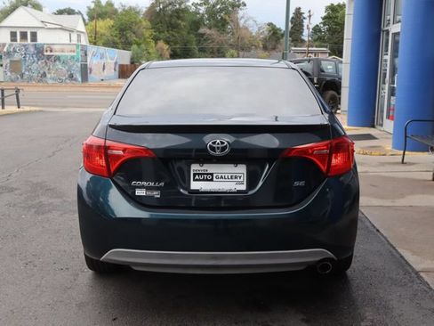 Used 2018 Toyota Corolla SE FWD image 4