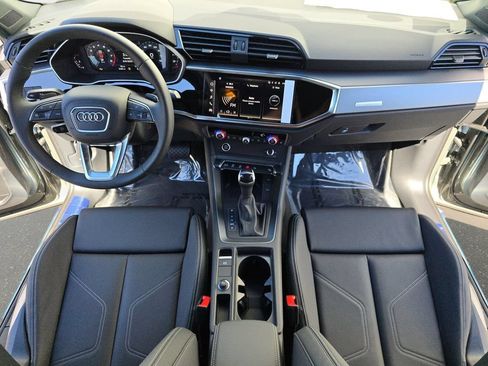Used 2025 Audi Q3 2.0T Premium w/ Convenience Package AWD/4WD image 35