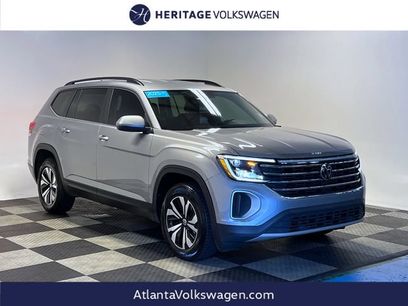 Certified 2025 Volkswagen Atlas SE