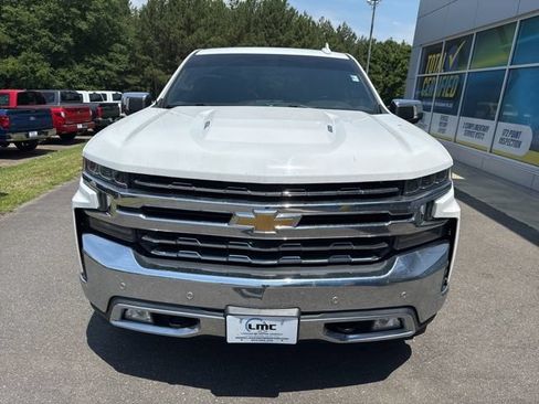 Used 2020 Chevrolet Silverado 1500 LTZ w/ LTZ Plus Package AWD/4WD image 2