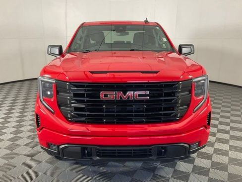 Used 2023 GMC Sierra 1500 Elevation AWD/4WD image 2
