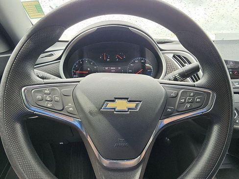 Used 2024 Chevrolet Malibu LT FWD image 12