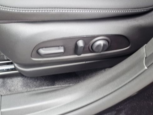 New 2026 Buick Envista Sport Touring w/ Convenience I Package FWD image 22