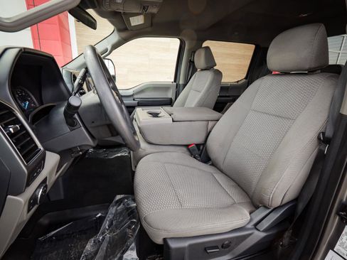 Used 2022 Ford F350 XLT w/ XLT Premium Package image 13