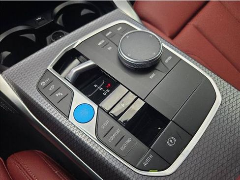 Used 2025 BMW i4 xDrive40i w/ M Sport Package AWD/4WD image 11