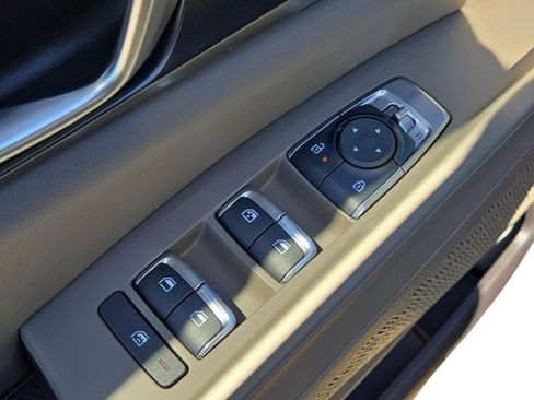 New 2026 Kia Carnival image 16