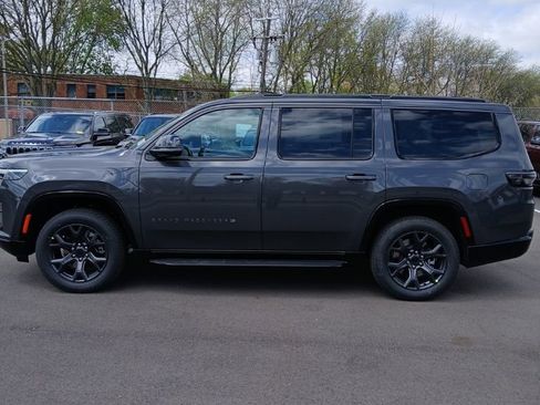 New 2026 Jeep Grand Wagoneer Limited AWD/4WD image 2