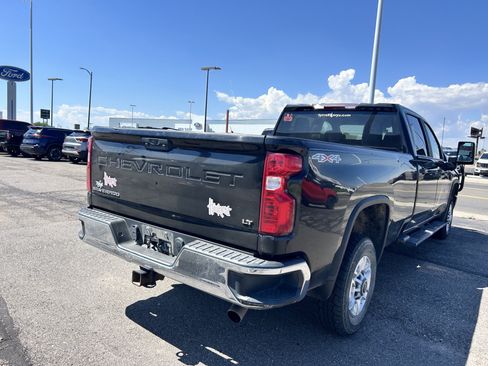 Used 2020 Chevrolet Silverado 2500 LT w/ Convenience Package AWD/4WD image 5