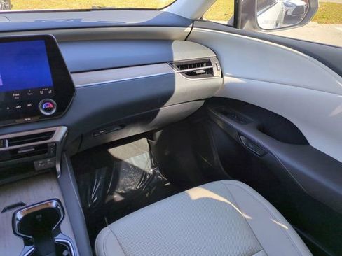 Used 2024 Lexus RX 350h image 16