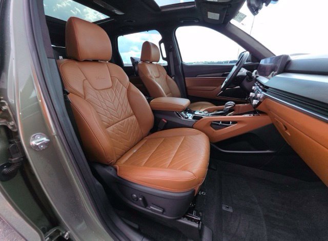 Certified 2025 Kia Telluride SX Prestige X-Line AWD/4WD image 9