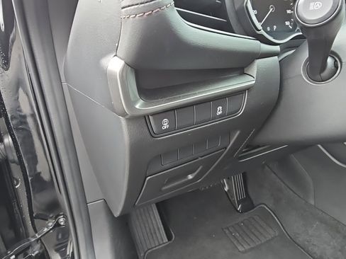 Used 2023 MAZDA MAZDA3 s image 18