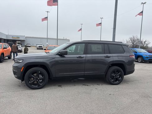 New 2025 Jeep Grand Cherokee L Limited w/ Luxury Tech Group II image 6