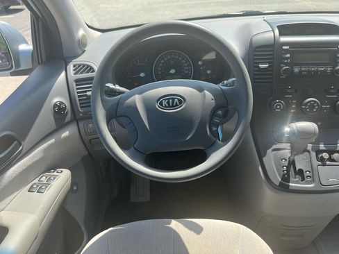 Used 2008 Kia Sedona LX FWD image 14