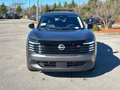 New 2026 Nissan Kicks SR w/ Cold Weather Package