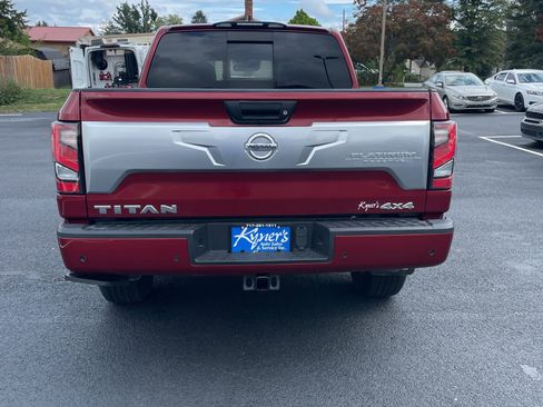 Used 2022 Nissan Titan Platinum Reserve w/ Moonroof Package image 5