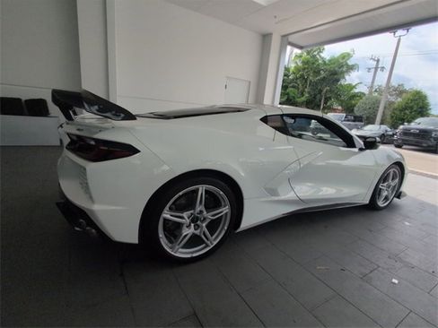 Used 2021 Chevrolet Corvette Stingray Preferred Cpe w/ Z51 Performance Package image 12