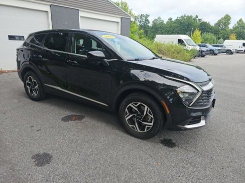 Used 2023 Kia Sportage LX AWD/4WD image 9