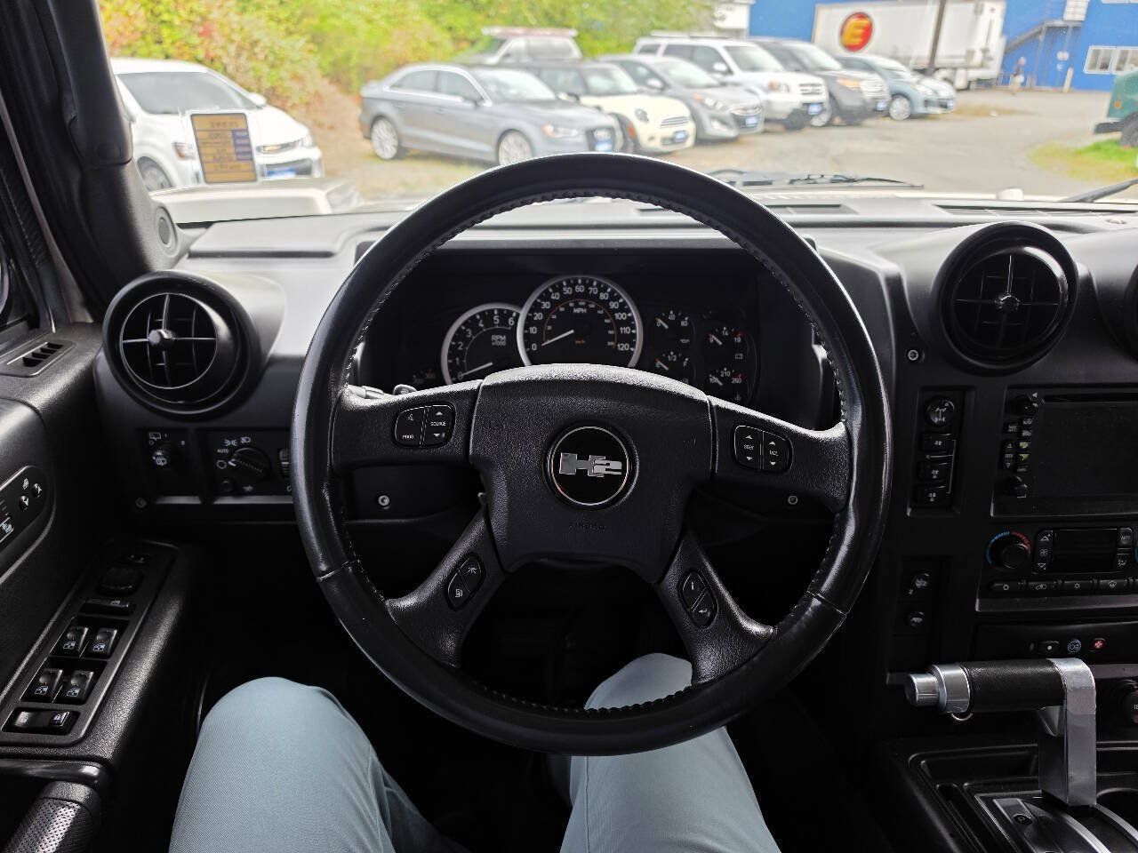 Used 2005 HUMMER H2 w/ Preferred Equipment Group AWD/4WD image 17