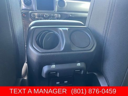 Used 2023 Jeep Gladiator Sport AWD/4WD image 18