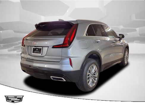 Certified 2024 Cadillac XT4 Premium Luxury image 2