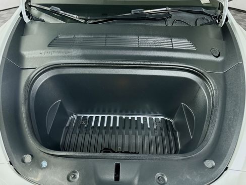 Used 2022 Tesla Model Y Performance image 34