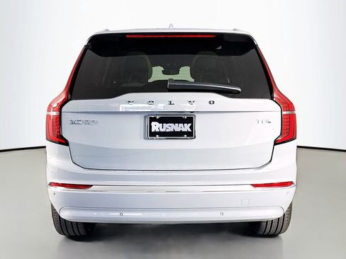 New 2026 Volvo XC90 T8 Plus w/ Protection Package Premier image 6