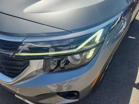 Certified 2024 Kia Seltos S FWD image 6