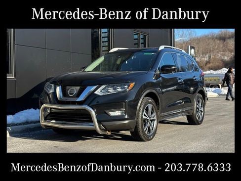Used 2017 Nissan Rogue SL w/ SL Premium Package AWD/4WD image 1