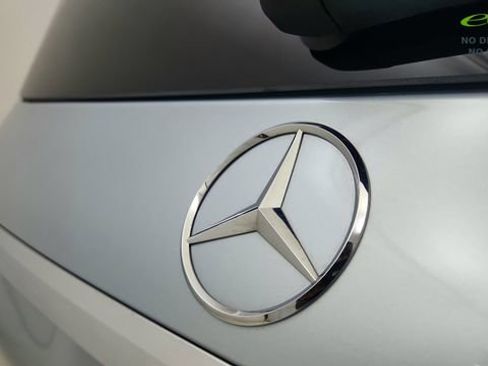 Used 2025 Mercedes-Benz GLS 450 4MATIC image 19