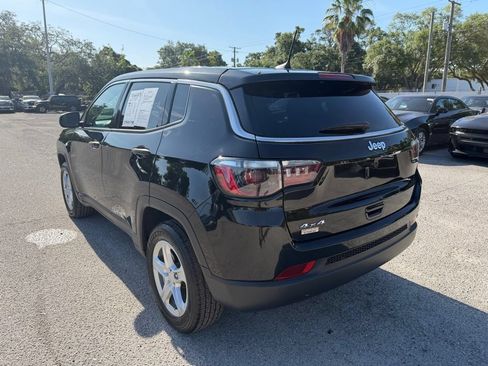 Used 2023 Jeep Compass Sport AWD/4WD image 4